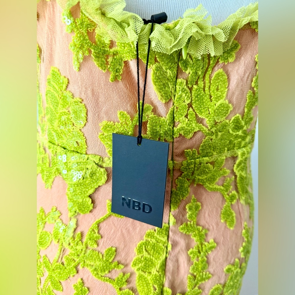 NEW w/Tag NBD Elegant Lime Green and Nude Lace Dress Women’s Size L - Picture 5 of 5